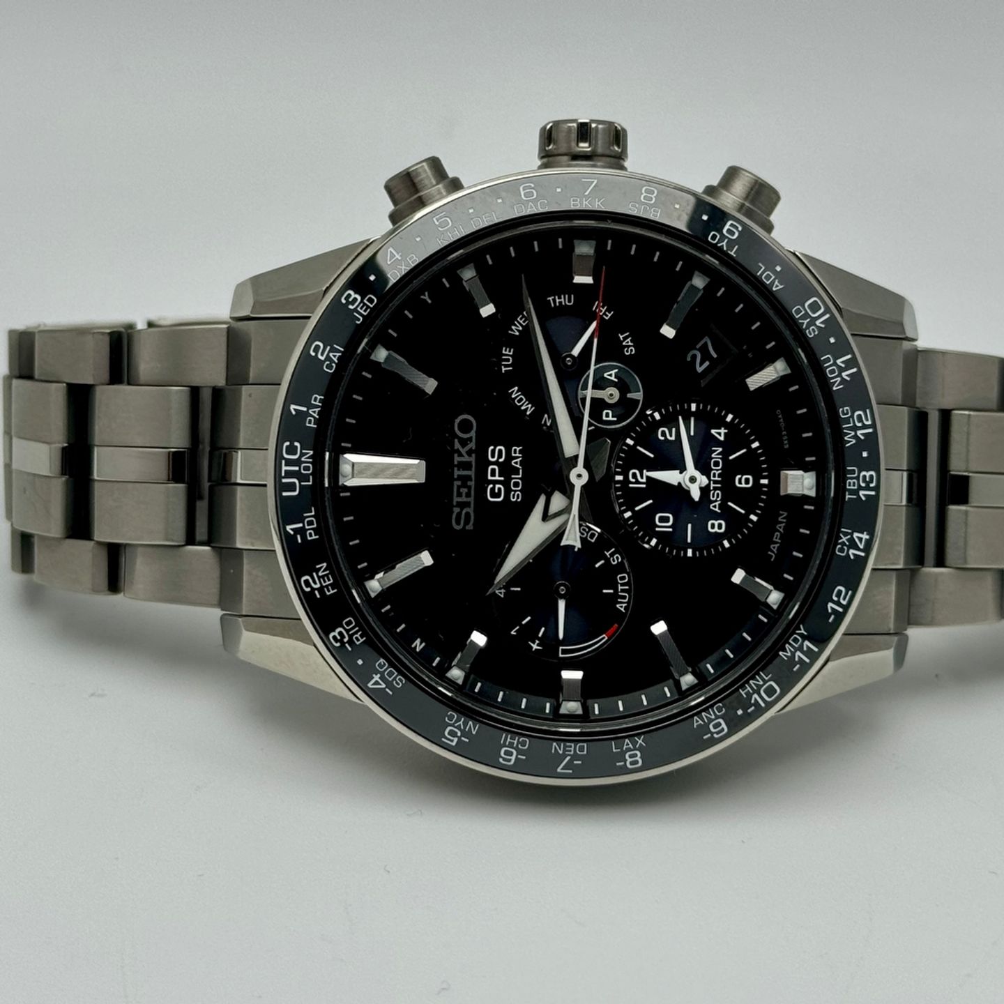 Seiko Astron SSH003J1 (2019) - Zwart wijzerplaat 43mm Titanium (2/10)