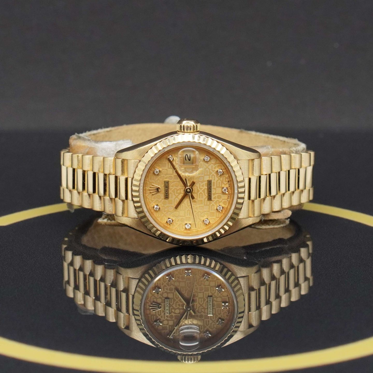 Rolex Lady-Datejust 69178 (1992) - Gold dial 26 mm Yellow Gold case (4/7)