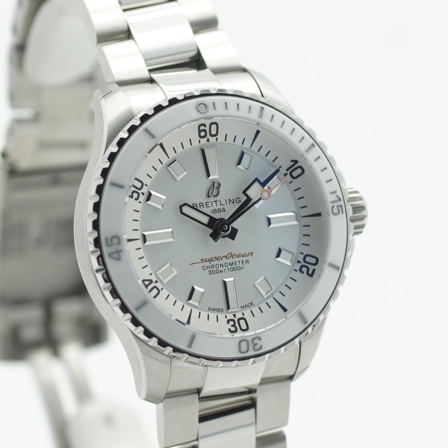 Breitling Superocean 36 A17377 - (3/8)