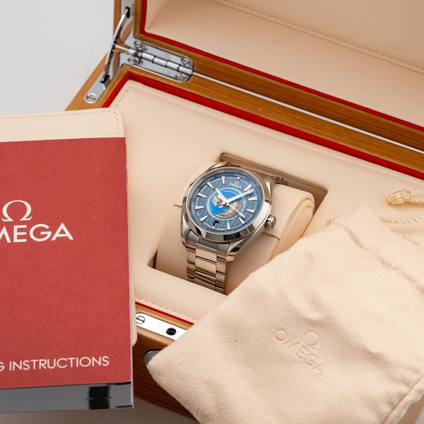 Omega Seamaster Aqua Terra 220.10.43.22.03.001 (Unknown (random serial)) - Blue dial 43 mm Steel case (4/5)