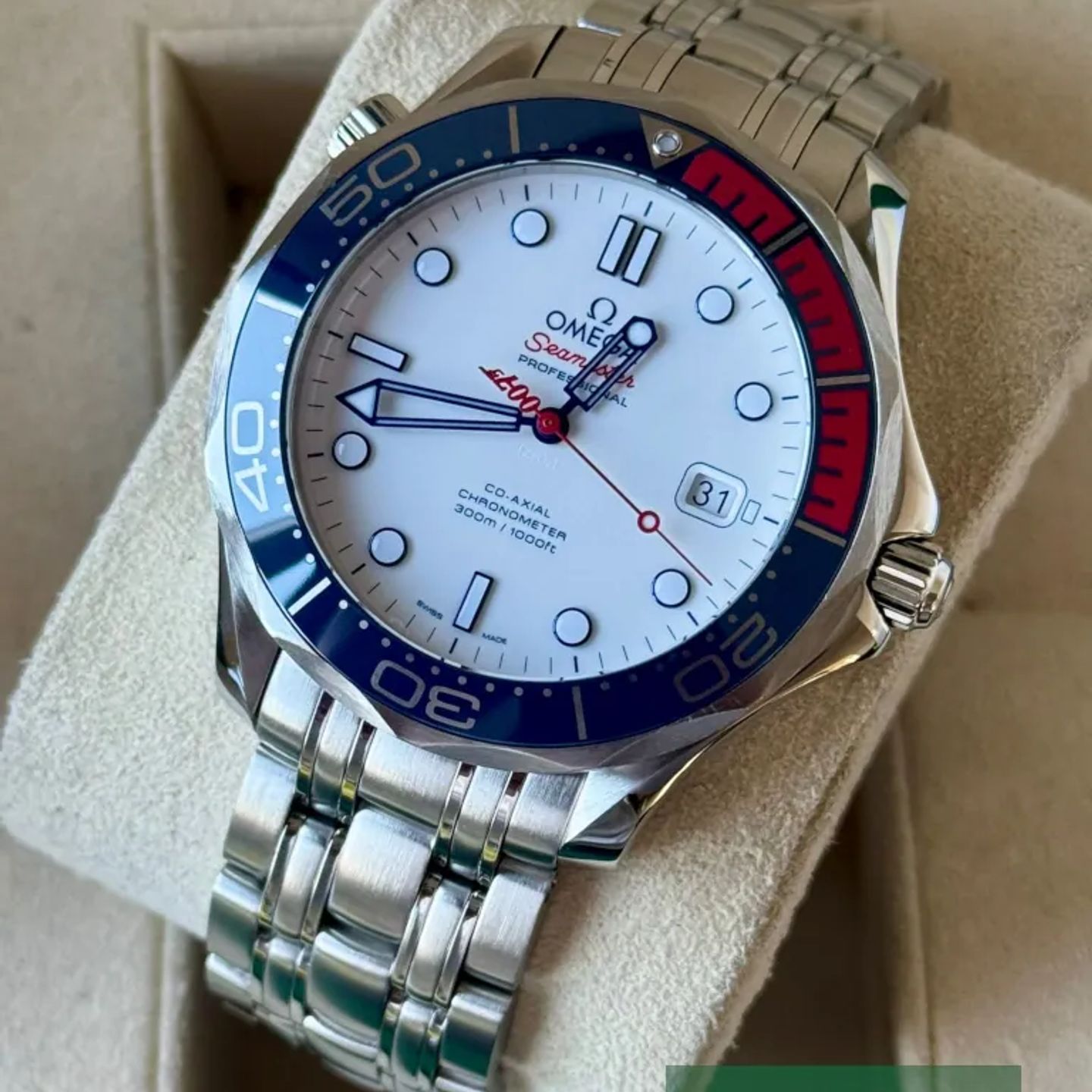 Omega Seamaster Diver 300 M 212.32.41.20.04.001 - (3/7)