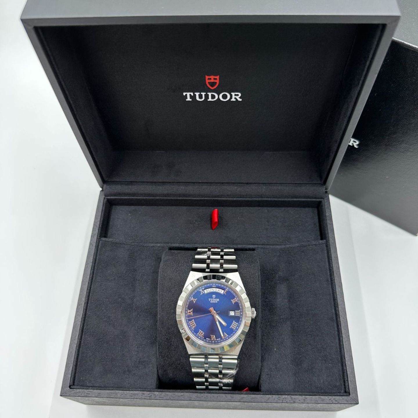 Tudor Royal 28600-0005 (2024) - Blauw wijzerplaat 41mm Staal (4/6)