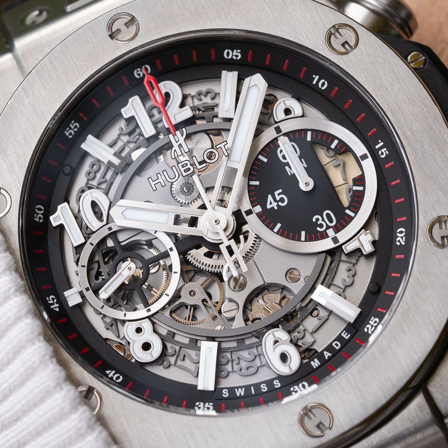 Hublot Big Bang Unico 411.NX.1170.RX (Unknown (random serial)) - Transparent dial 46 mm Titanium case (3/8)
