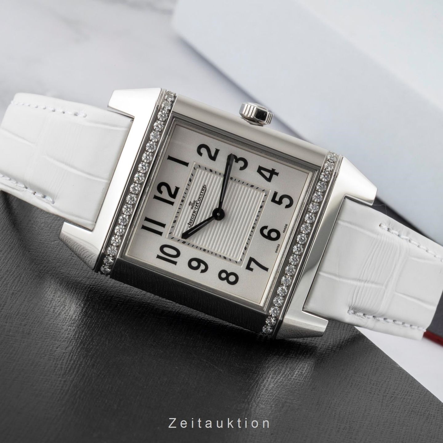 Jaeger-LeCoultre Reverso Squadra Lady Q7068421 - (2/8)