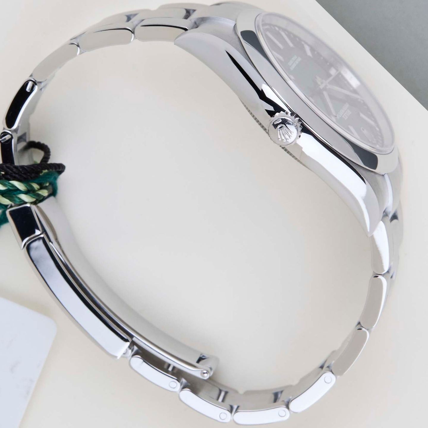 Rolex Oyster Perpetual 39 114300 - (7/8)