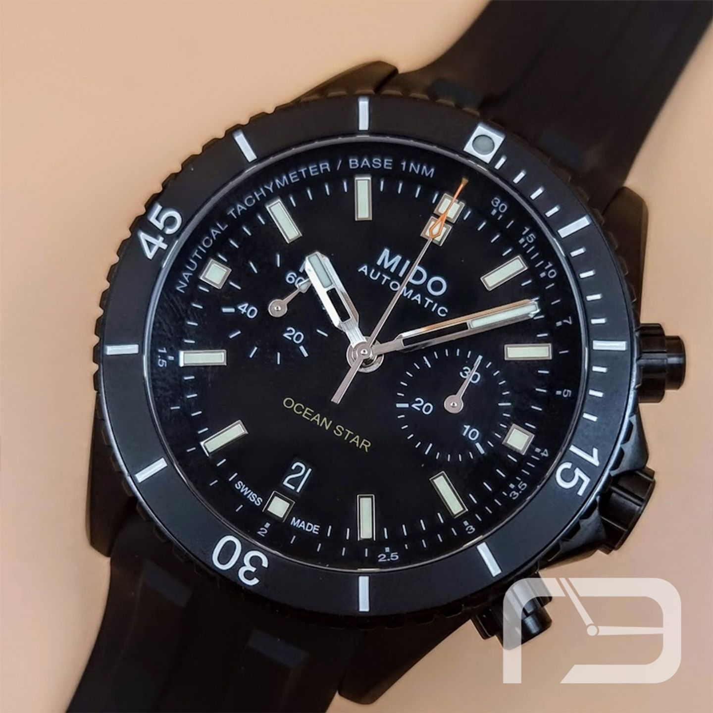 Mido Ocean Star M026.627.37.051.00 (2024) - Black dial 44 mm Steel case (1/8)