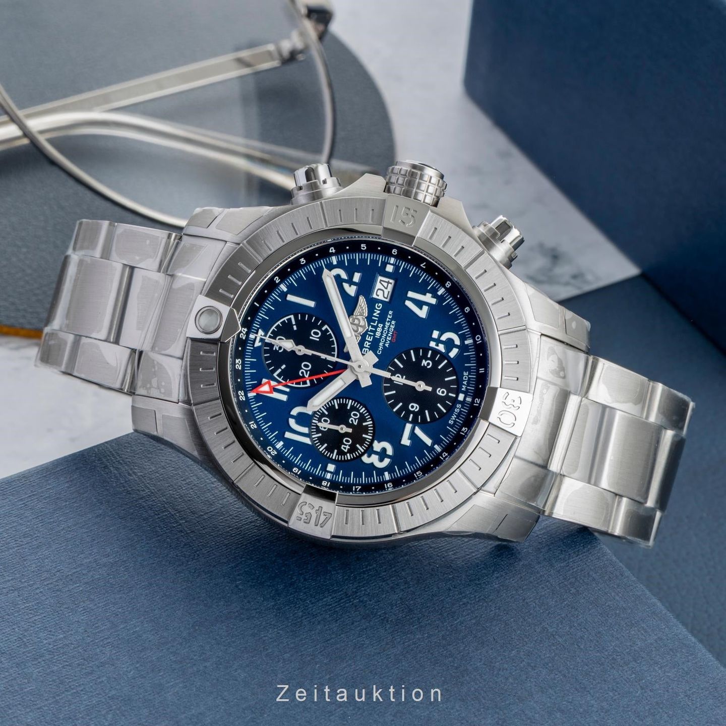 Breitling Avenger A24315101C1A1 - (2/8)