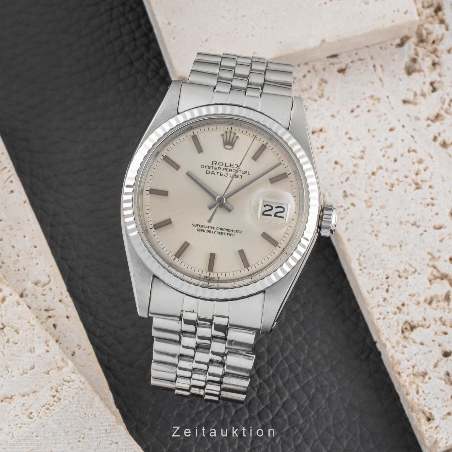 Rolex Datejust 1601 (1971) - Silver dial 36 mm Gold/Steel case (3/8)