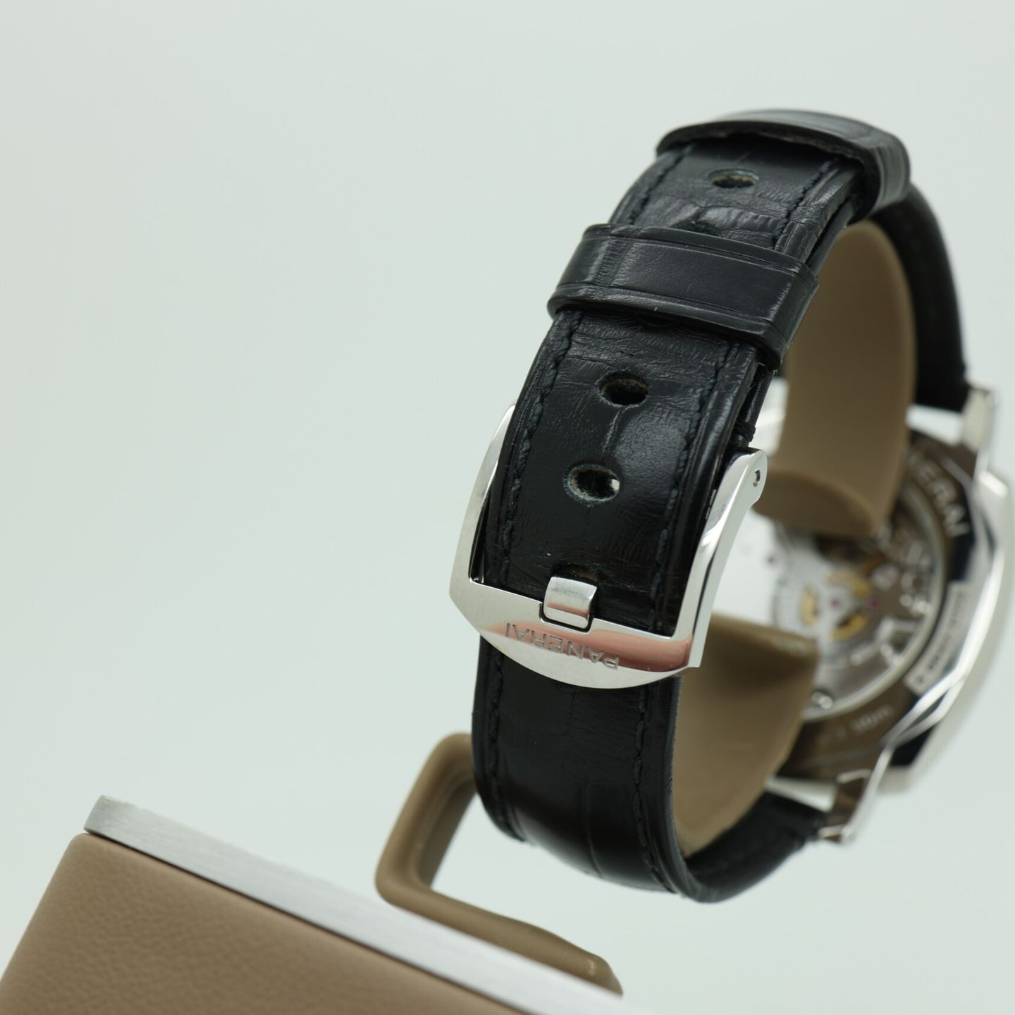 Panerai Luminor Due PAM00676 (2026) - Black dial 42 mm Steel case (6/8)