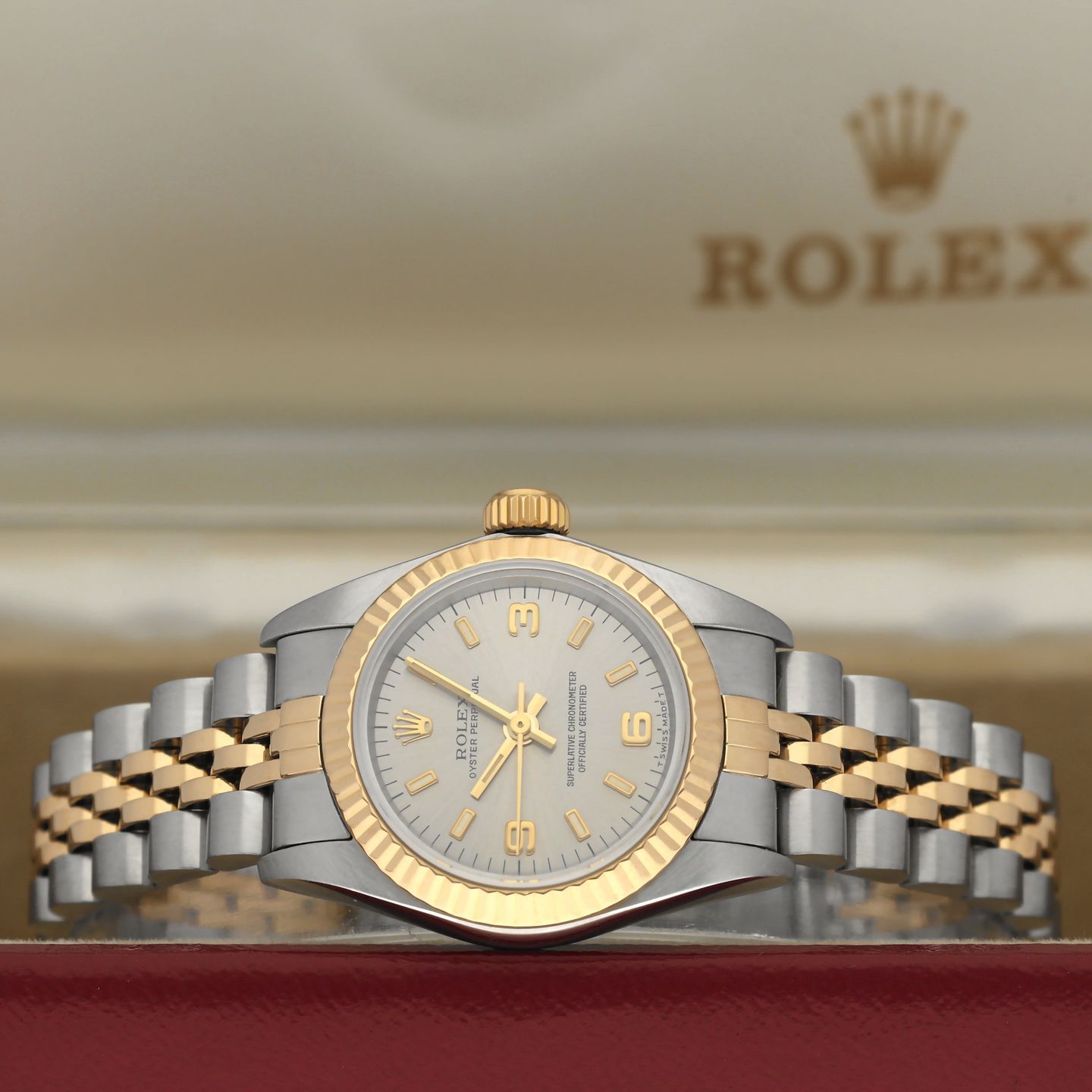 Rolex Oyster Perpetual 67193 - (3/8)