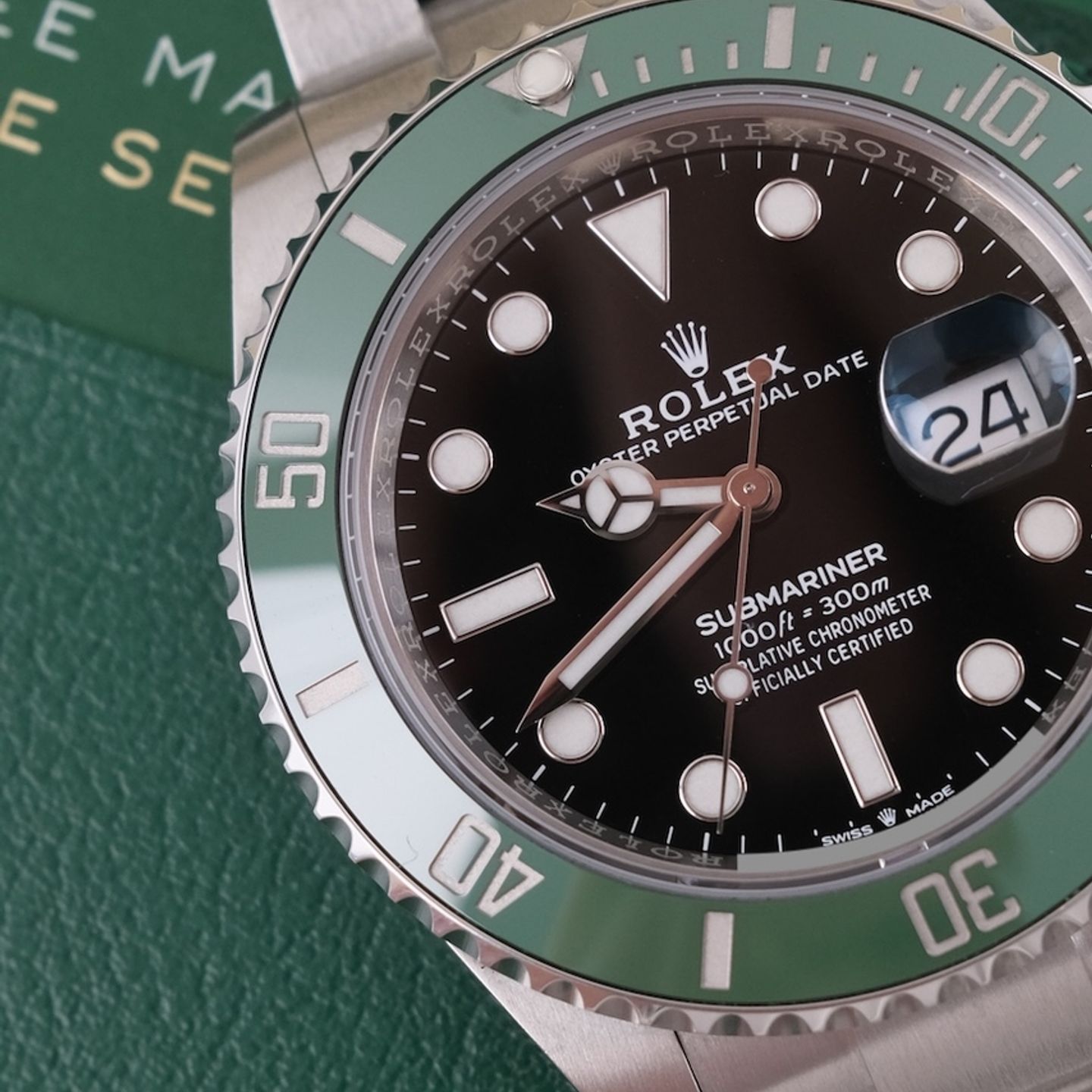 Rolex Submariner Date 126610LV - (4/8)
