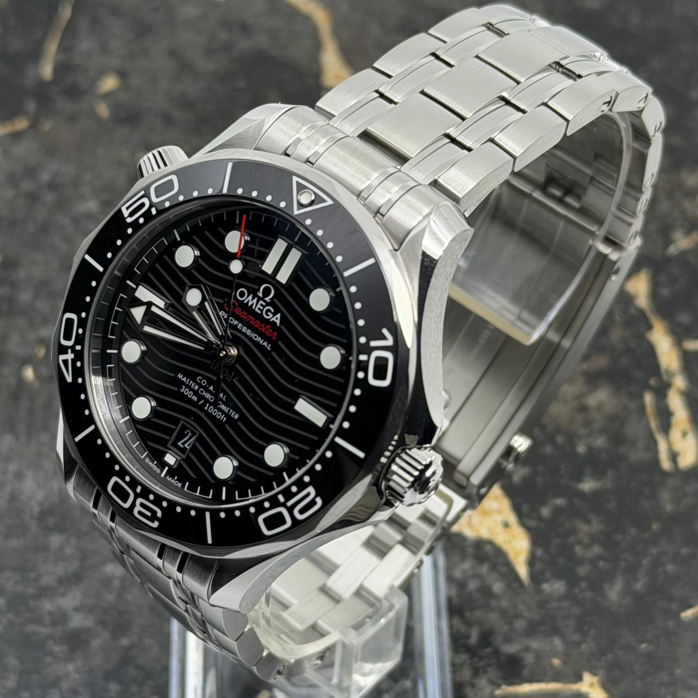 Omega Seamaster Diver 300 M 210.30.42.20.01.001 - (4/8)