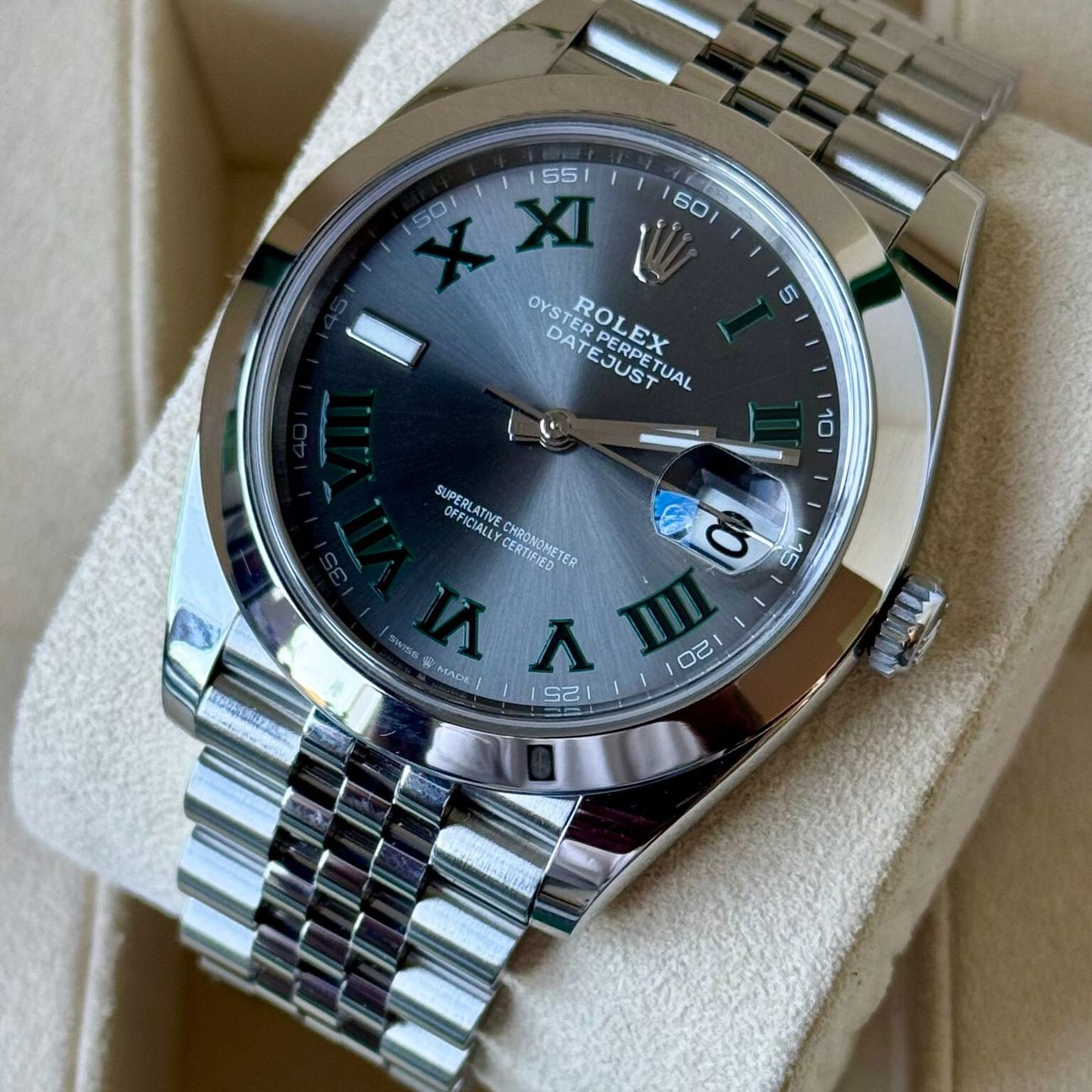 Rolex Datejust 41 126300 (2020) - Zwart wijzerplaat 41mm Staal (3/7)