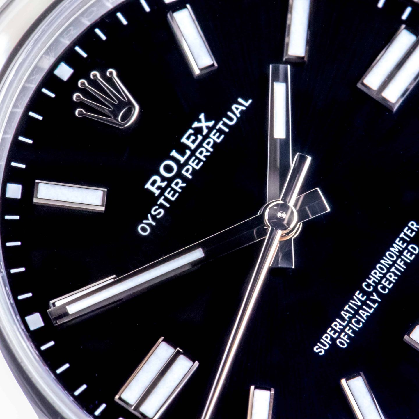 Rolex Oyster Perpetual 41 124300 - (2/8)