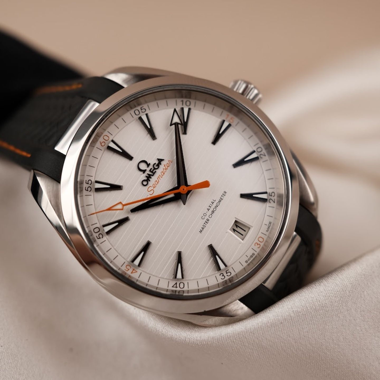 Omega Seamaster Aqua Terra 220.12.41.21.02.002 (2022) - Zilver wijzerplaat 41mm Staal (2/8)