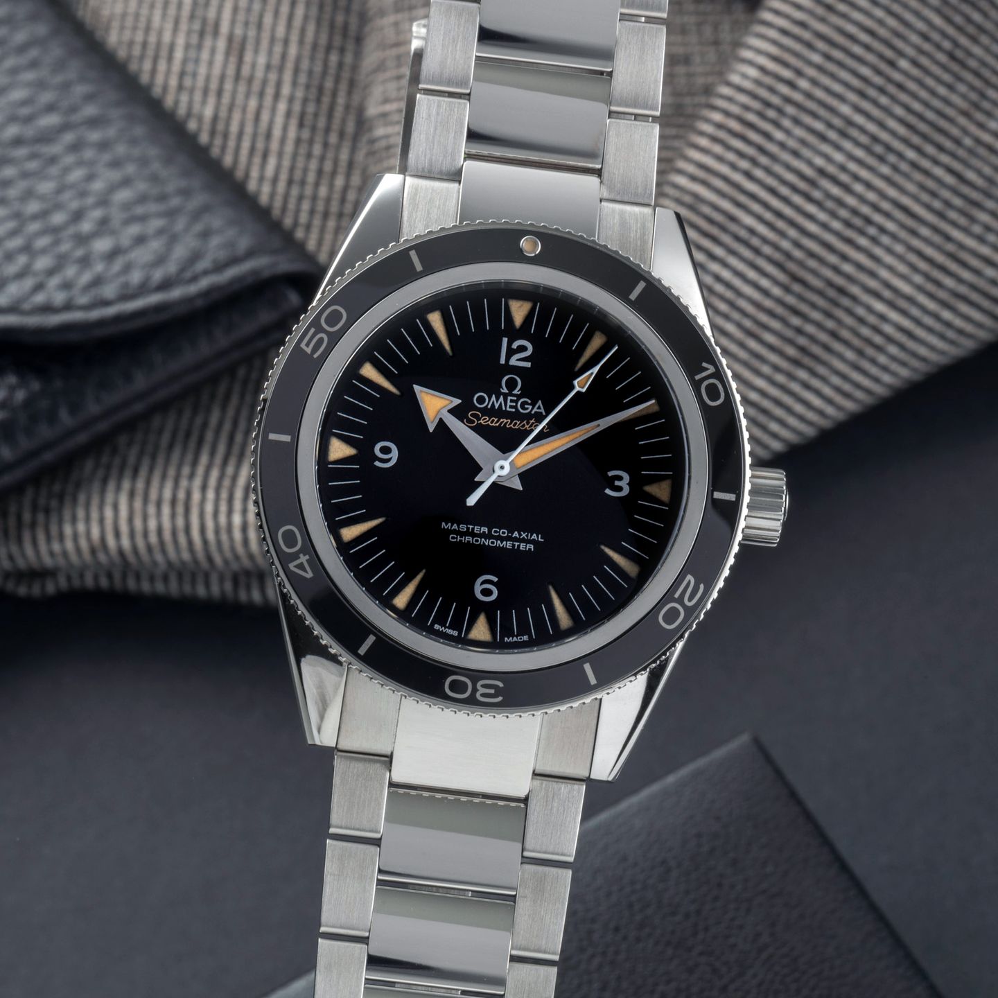 Omega Seamaster 300 233.30.41.21.01.001 - (3/8)