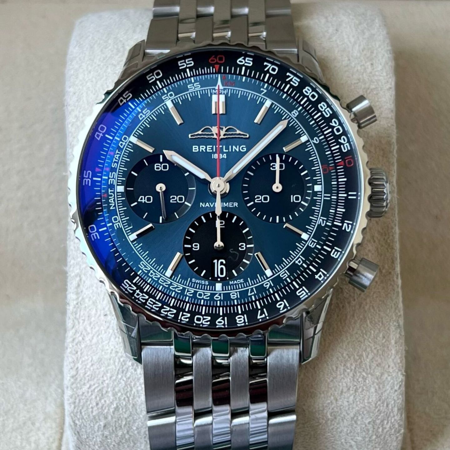 Breitling Navitimer AB0139241C1A1 (2023) - Blue dial 41 mm Steel case (2/5)