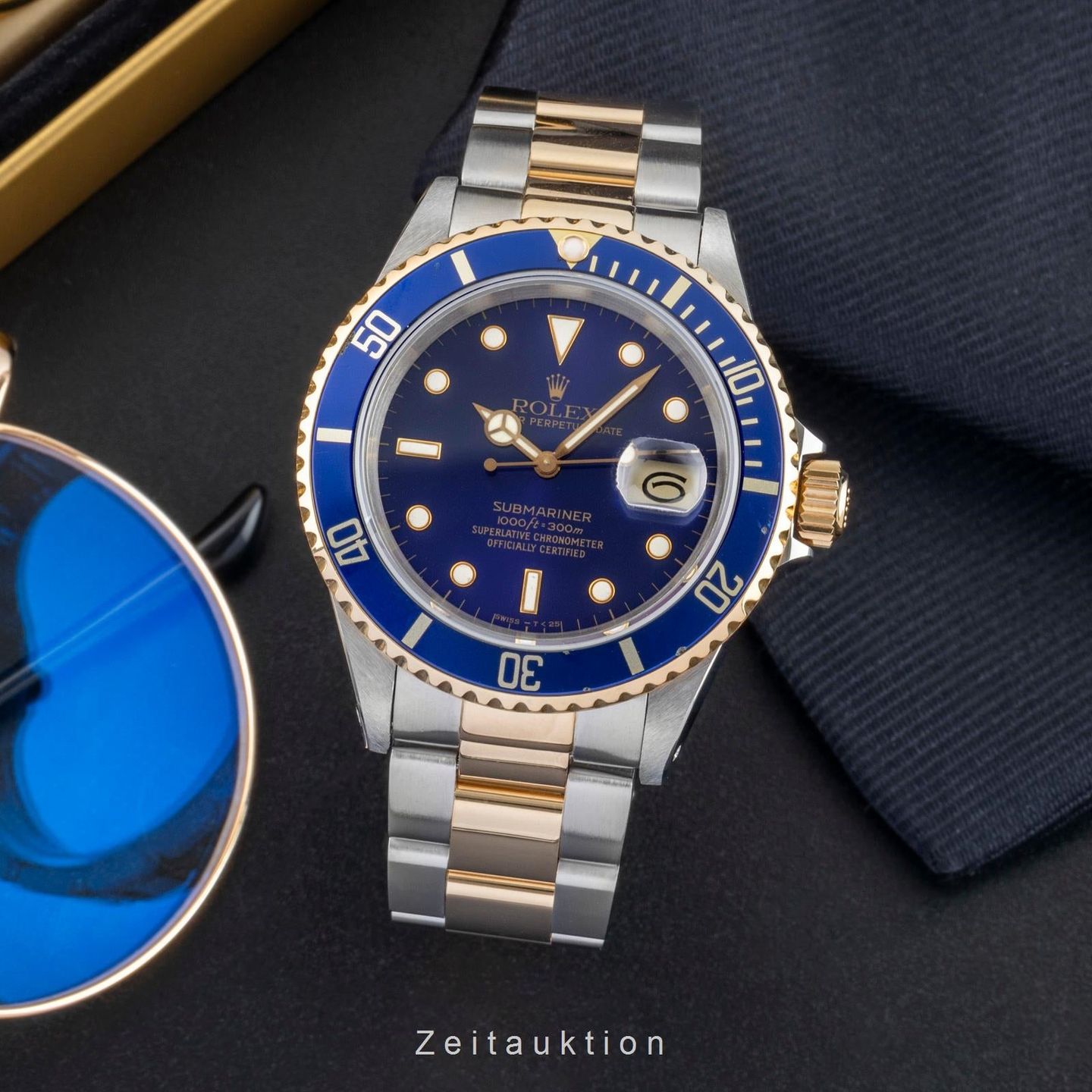 Rolex Submariner Date 16613 (1988) - Blauw wijzerplaat 40mm Goud/Staal (3/8)
