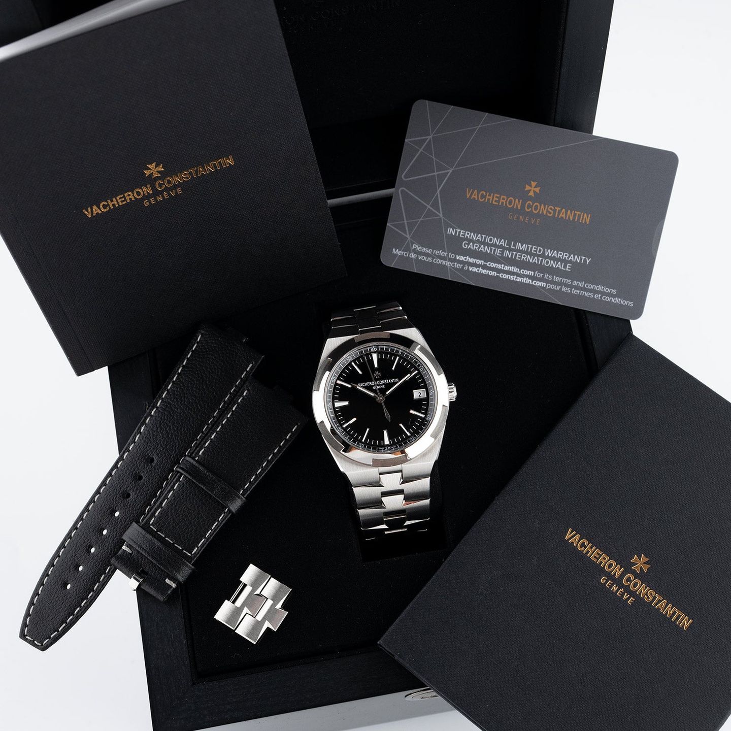 Vacheron Constantin Overseas 4500V/110A-B483 (2023) - Black dial 42 mm Steel case (7/7)