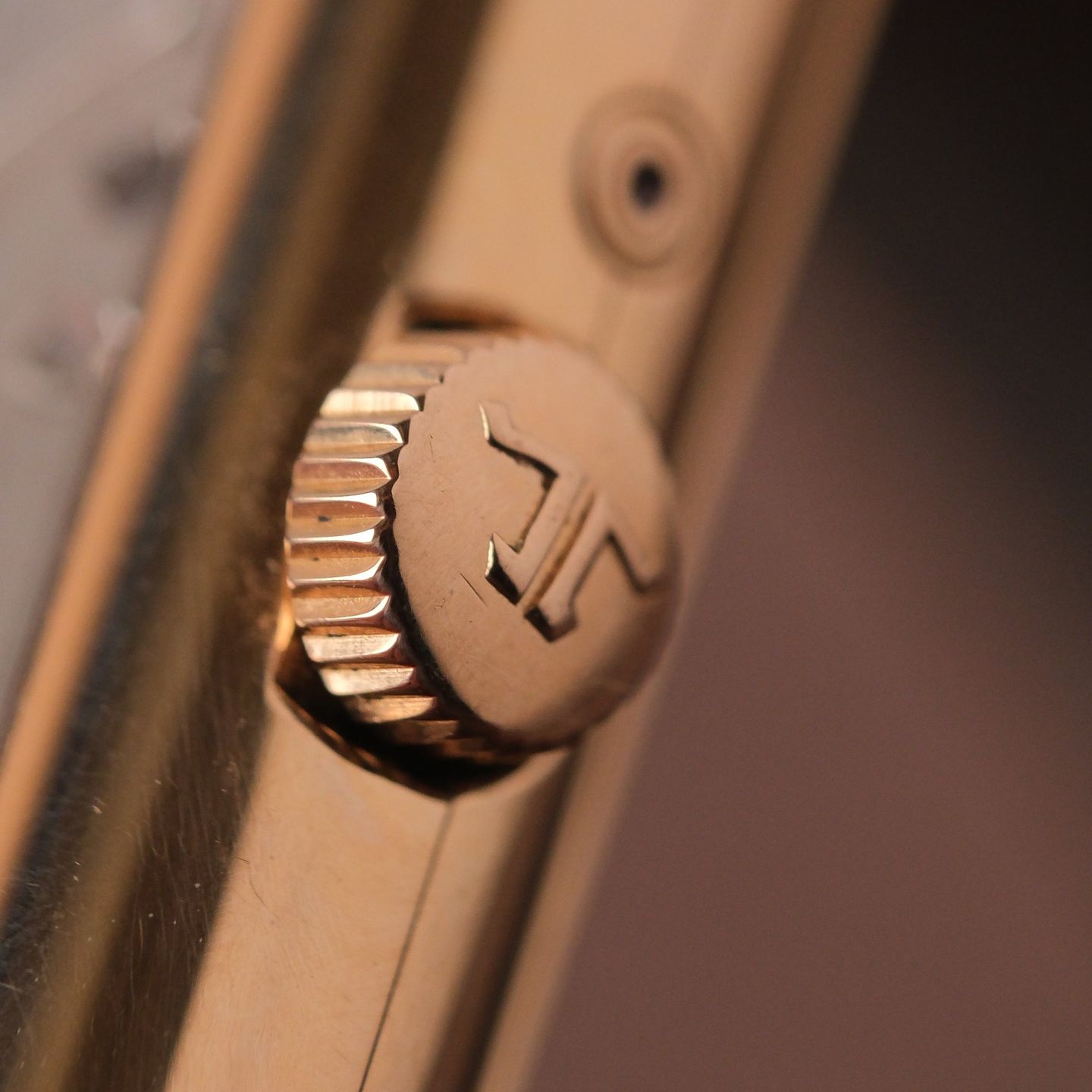 Jaeger-LeCoultre Reverso 270.2.63 - (4/7)