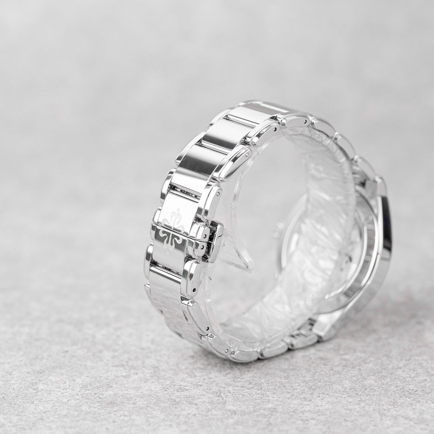 Patek Philippe World Time Chronograph 5935A-001 - (7/8)