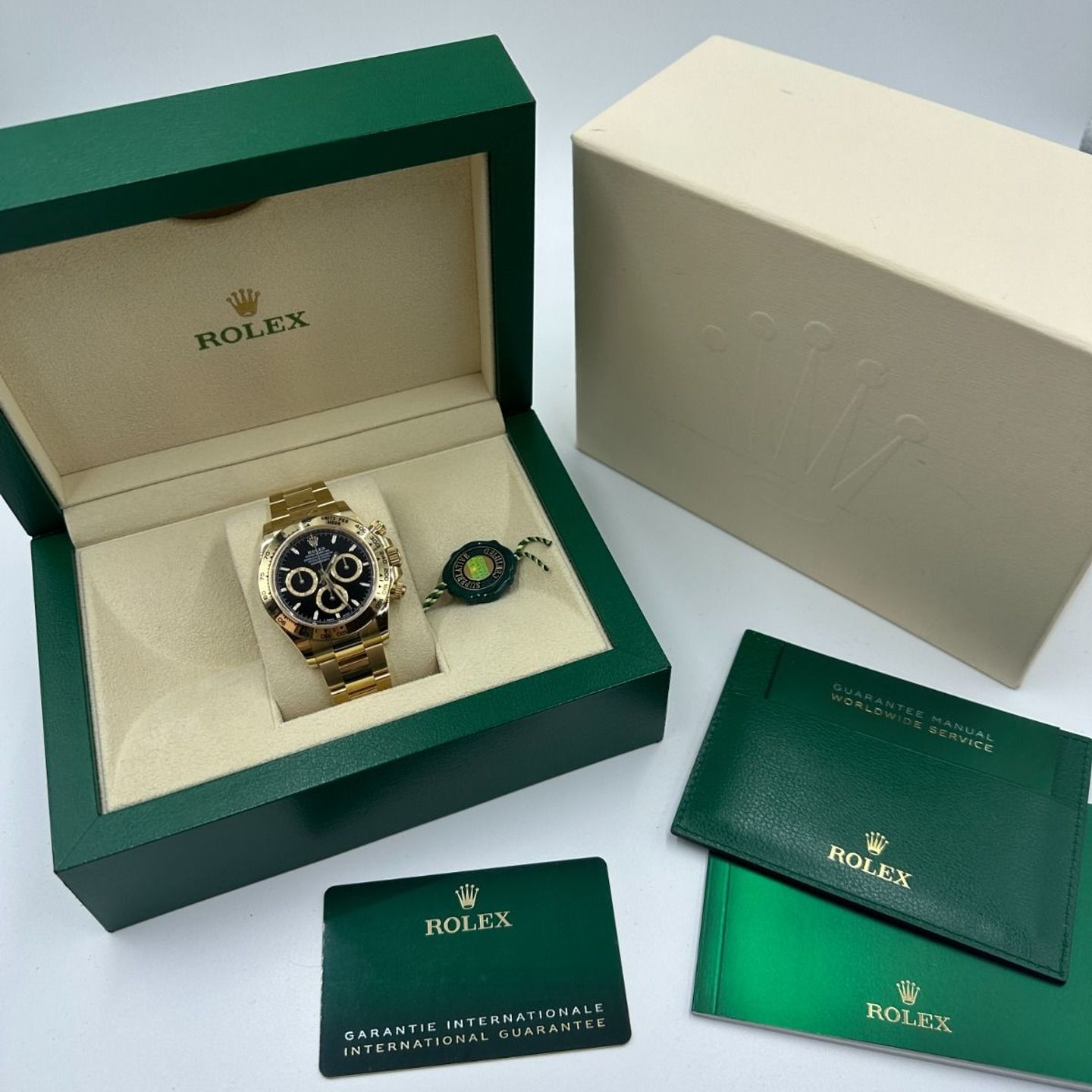 Rolex Daytona 126508 (2024) - Zwart wijzerplaat 40mm Geelgoud (2/8)