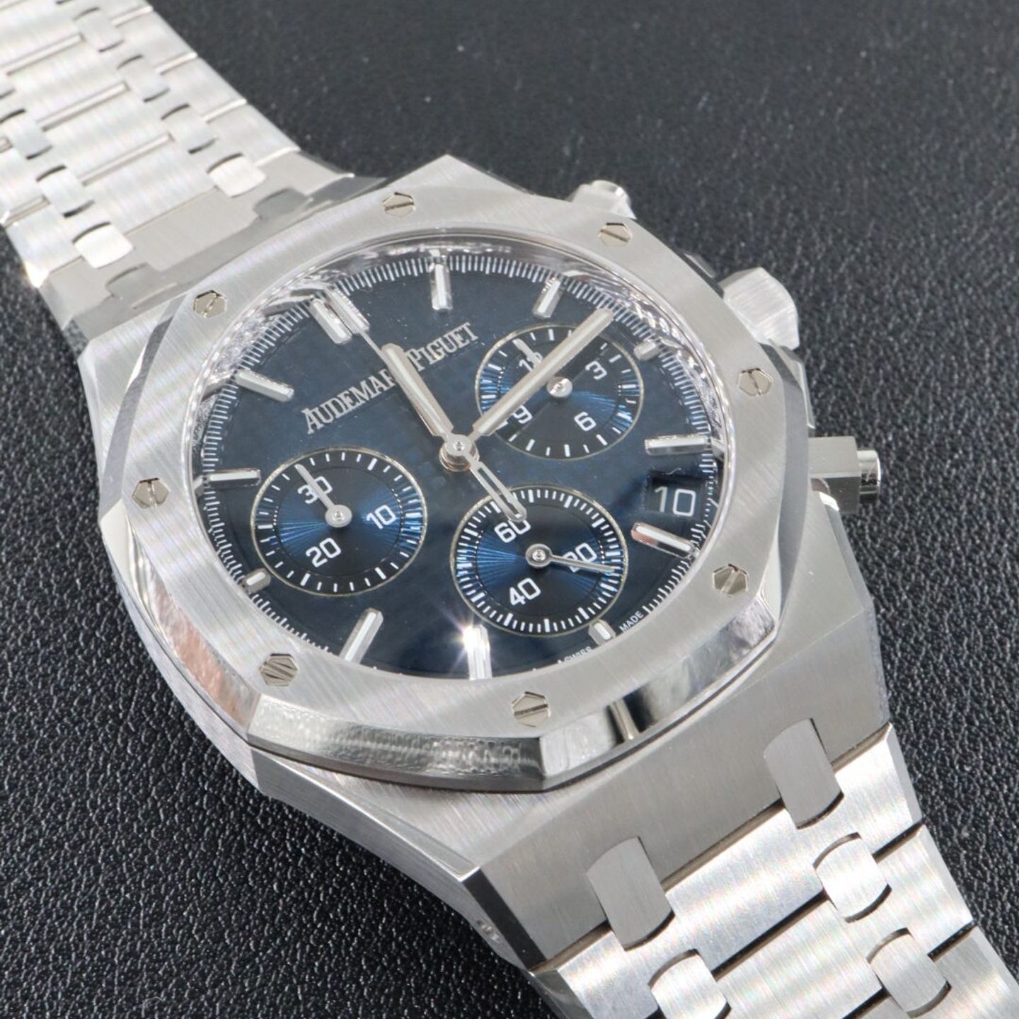 Audemars Piguet Royal Oak Chronograph 26240ST.OO.1320ST.05 (2024) - Blauw wijzerplaat 41mm Staal (3/8)