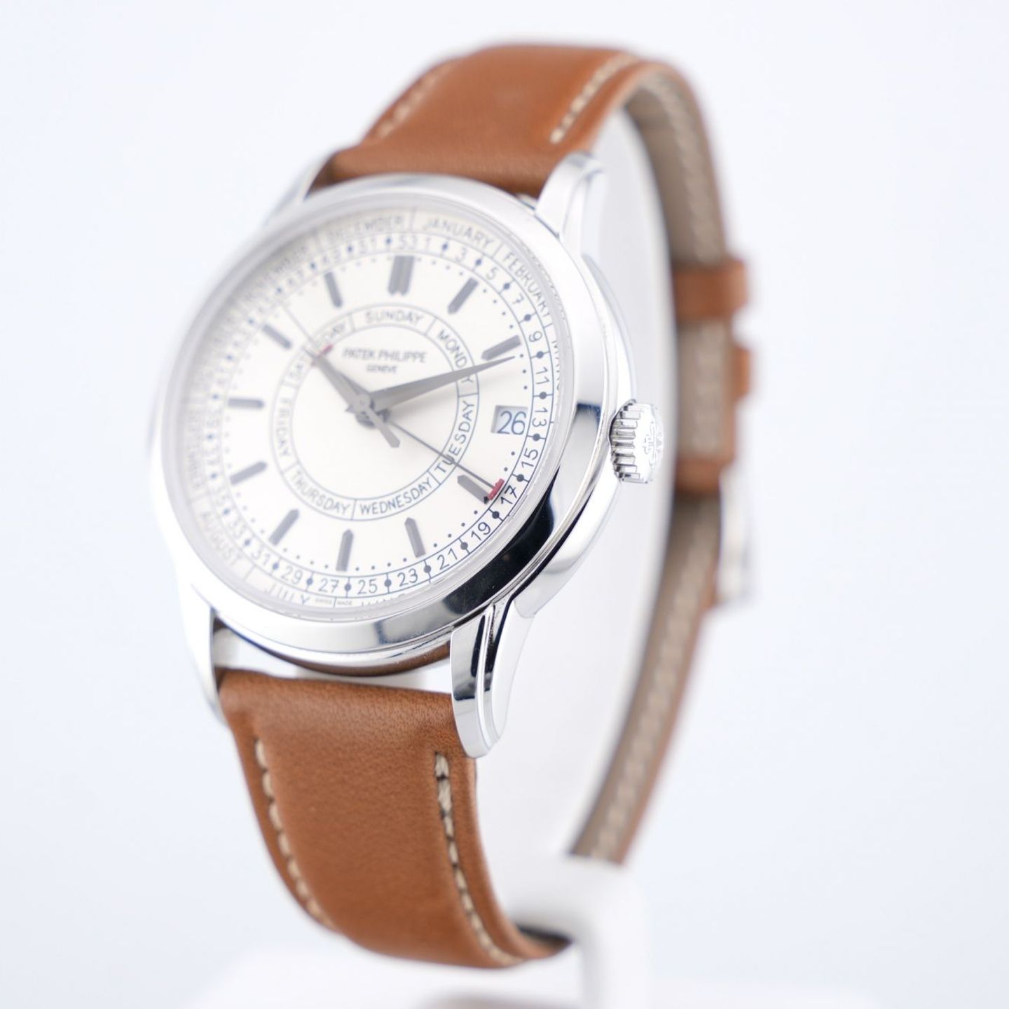 Patek Philippe Calatrava 5212A-001 (2024) - White dial 40 mm Steel case (2/8)