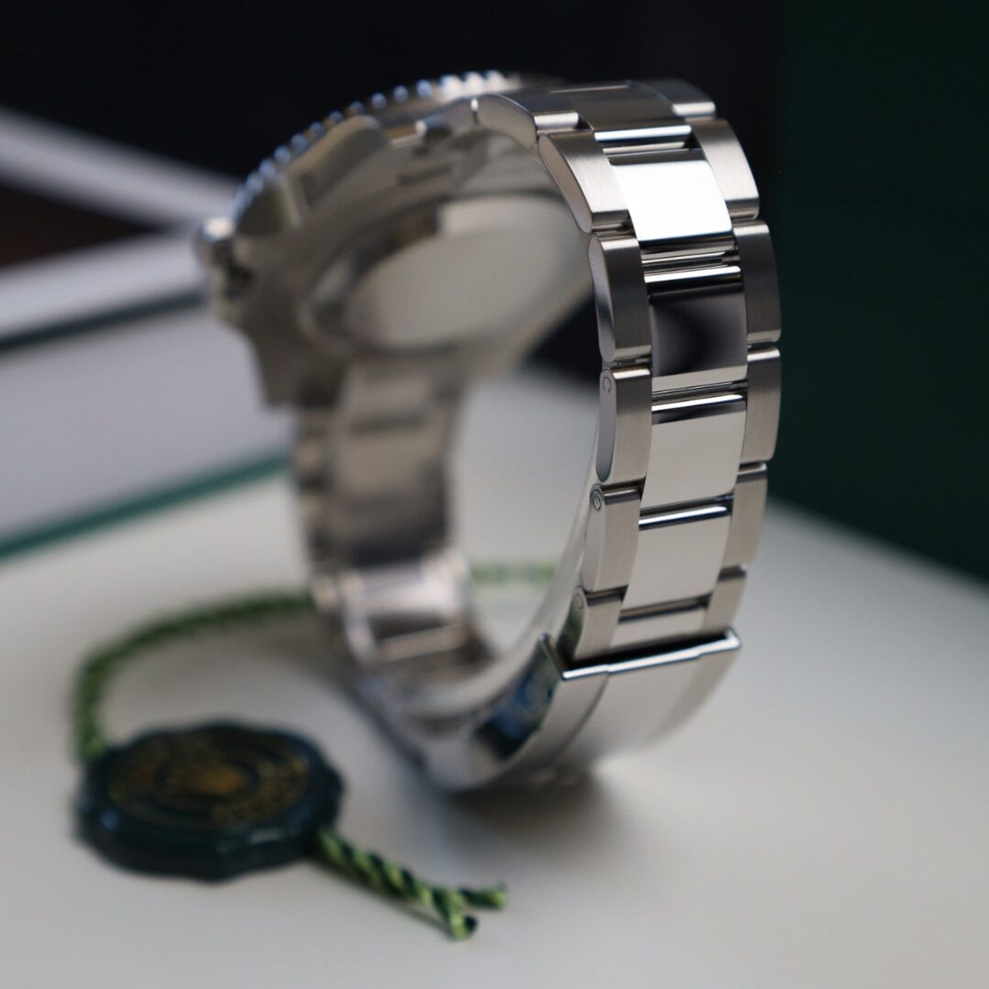 Rolex GMT-Master II 126710GRNR (2025) - Black dial 40 mm Steel case (24/32)