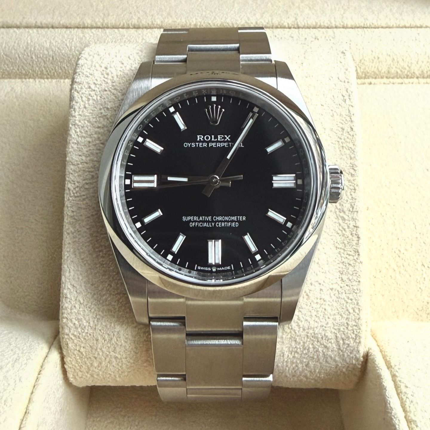 Rolex Oyster Perpetual 36 126000 (2023) - Black dial 36 mm Steel case (1/14)