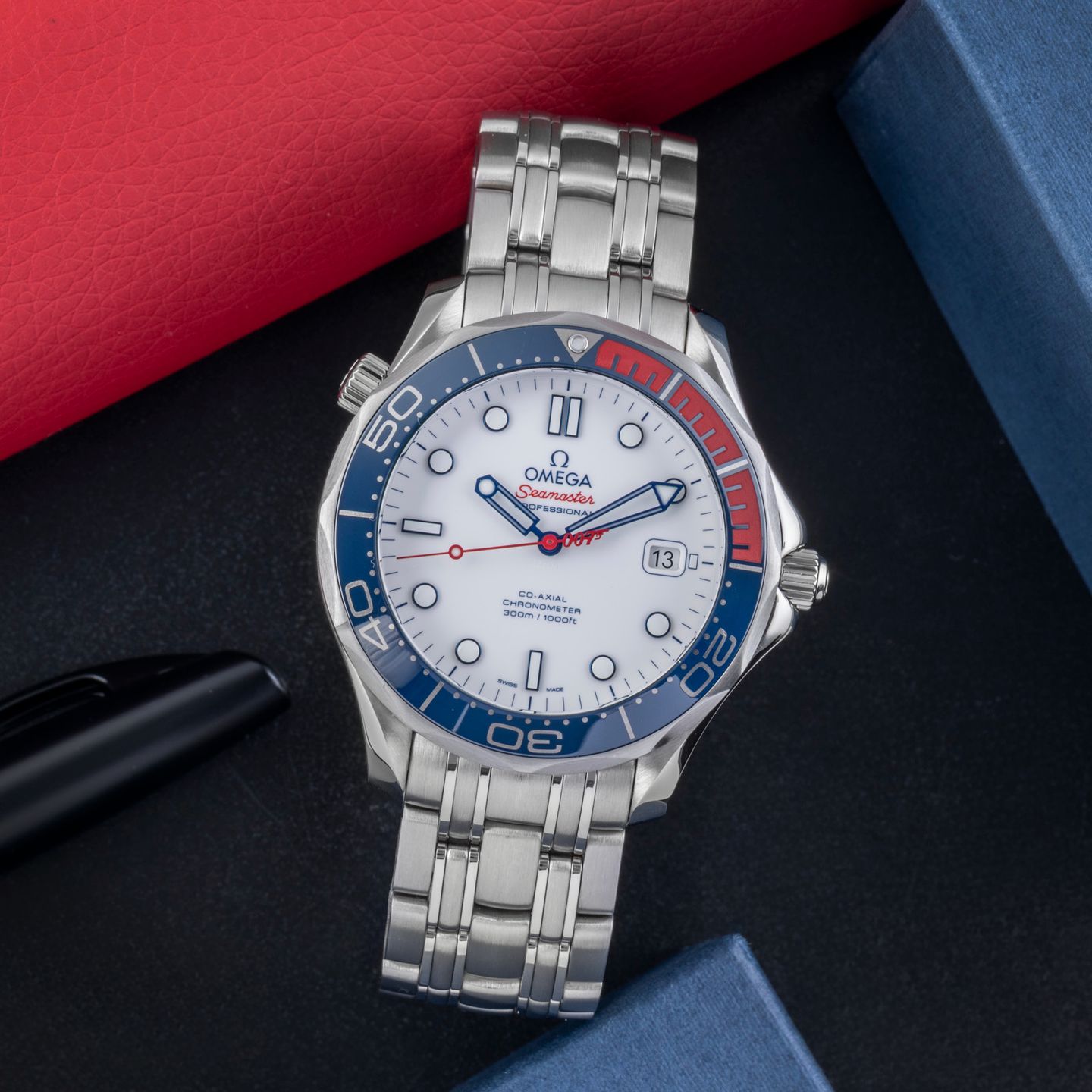 Omega Seamaster Diver 300 M 212.32.41.20.04.001 (Onbekend (willekeurig serienummer)) - Wit wijzerplaat 41mm Staal (1/8)