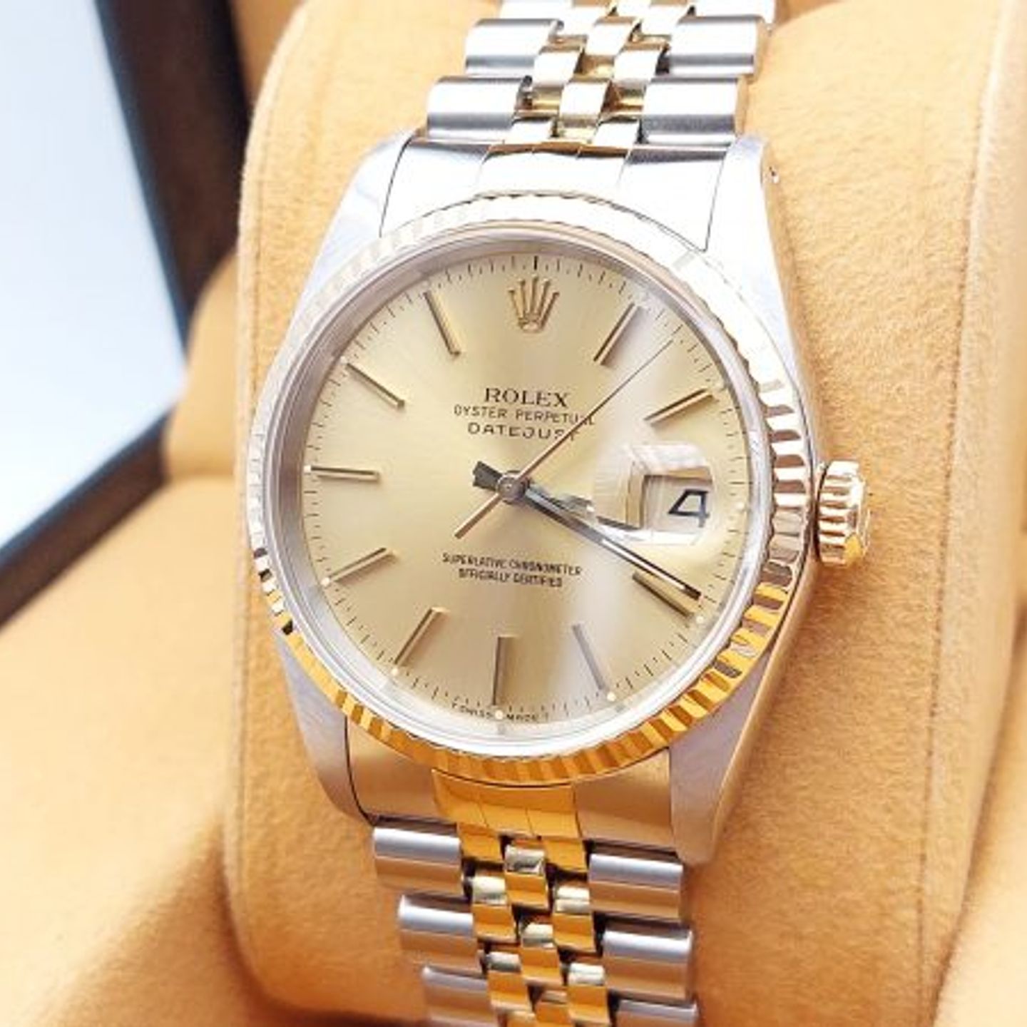 Rolex Datejust 36 16233 (1998) - Champagne dial 36 mm Gold/Steel case (6/8)