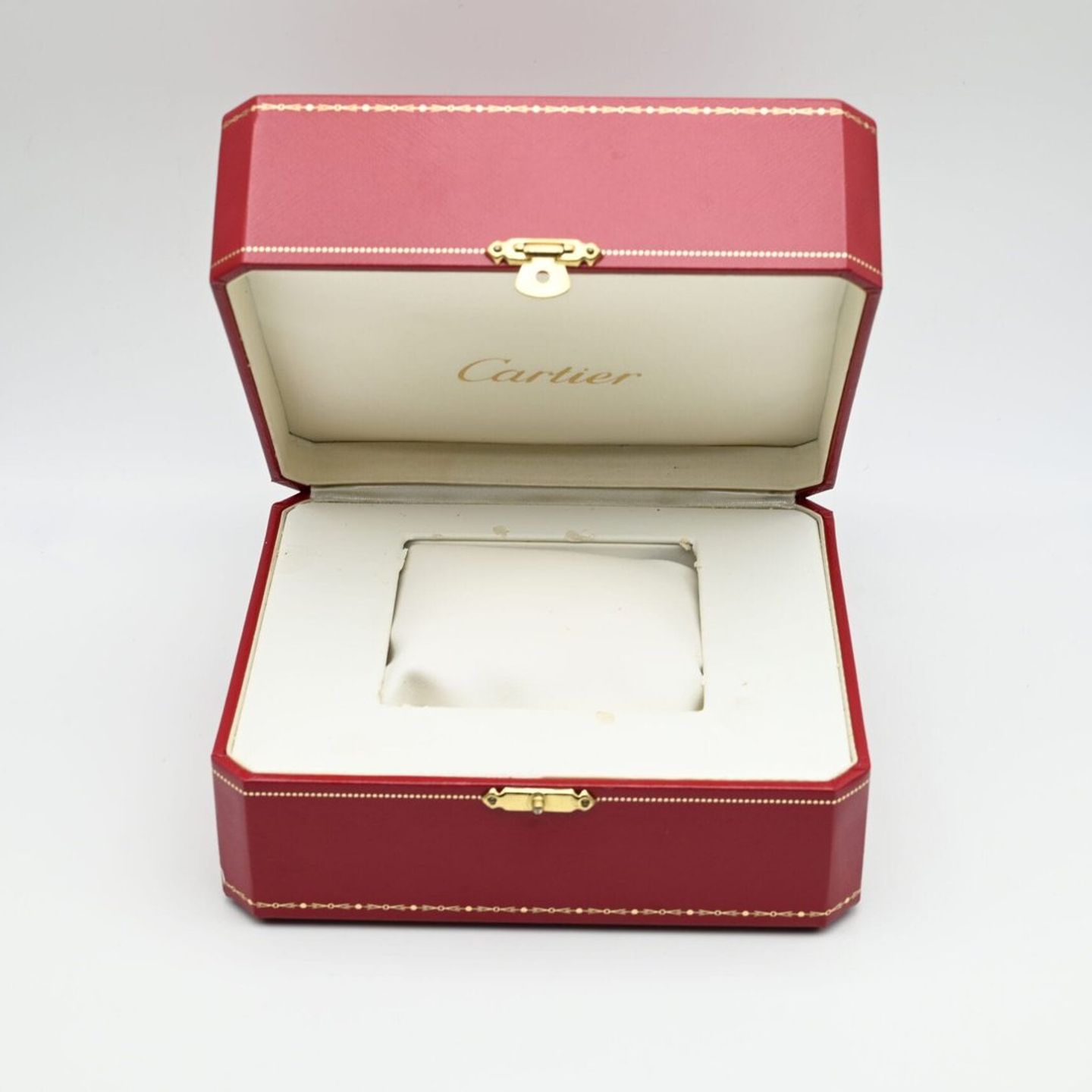 Unknown Unknown 839490 - (2/8)