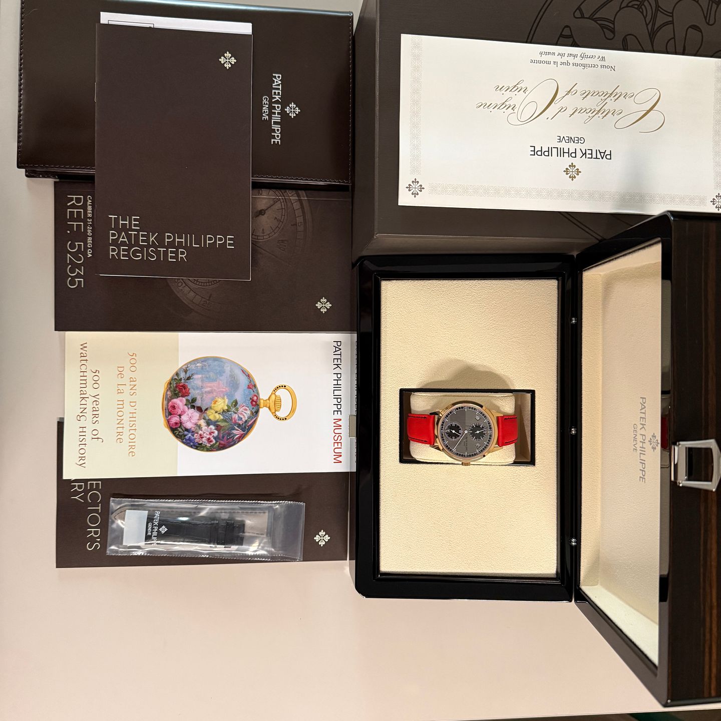Patek Philippe Annual Calendar 5235/50R-001 - (3/7)