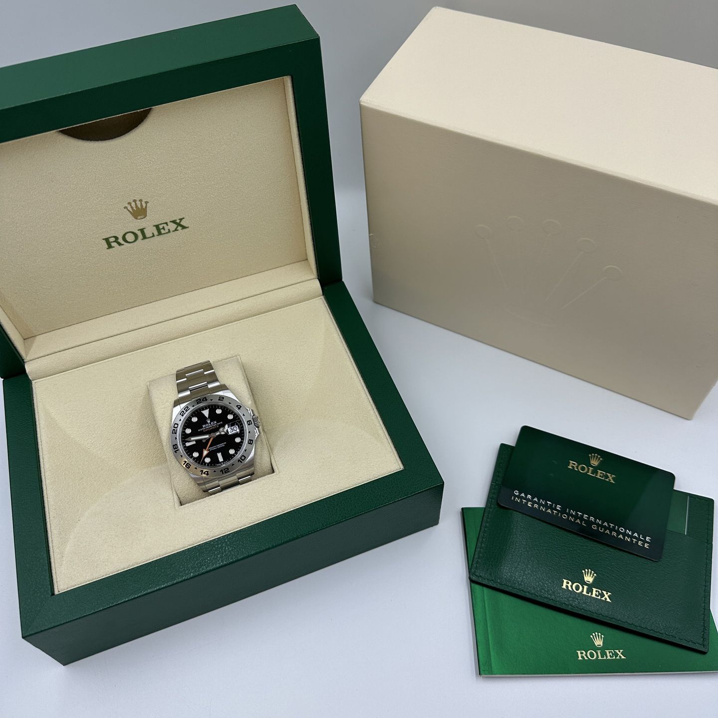 Rolex Explorer II 226570 - (2/8)