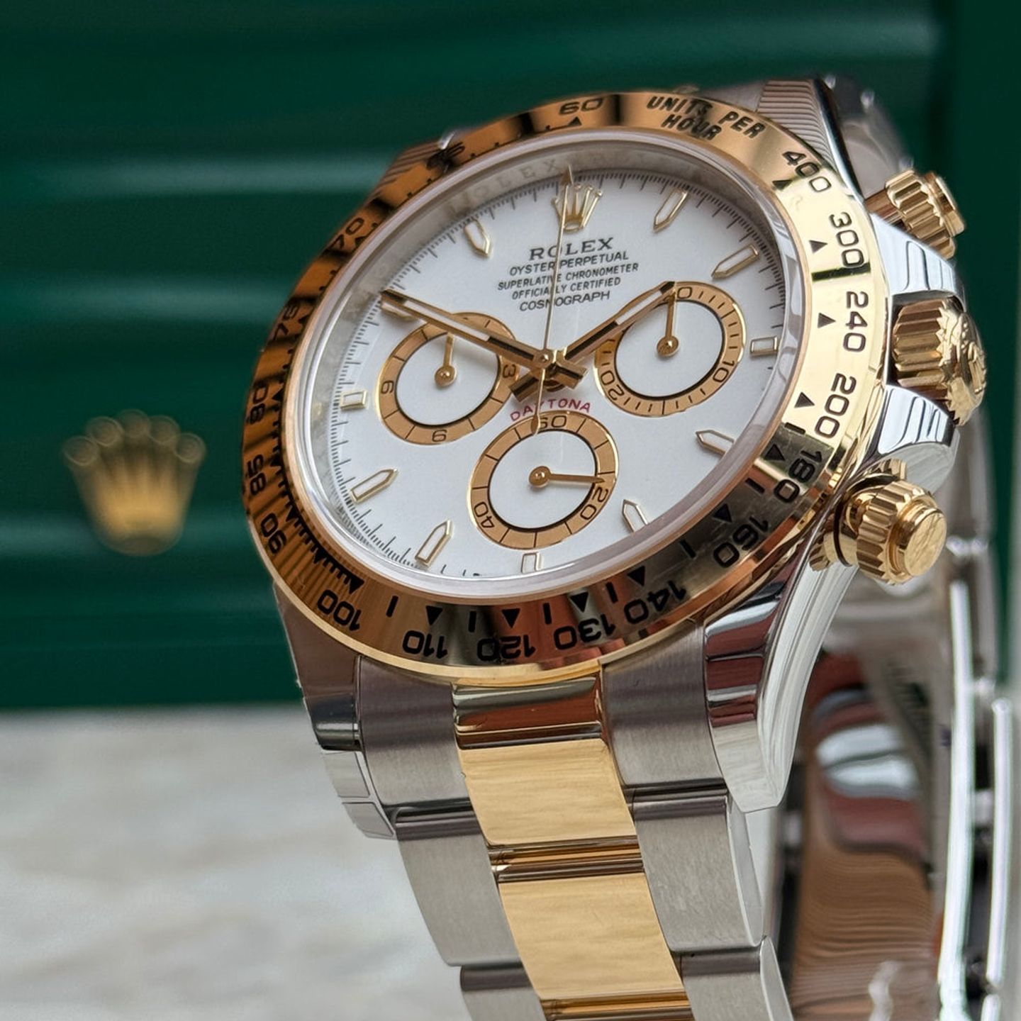 Rolex Daytona 126503 (2025) - White dial 40 mm Gold/Steel case (6/7)