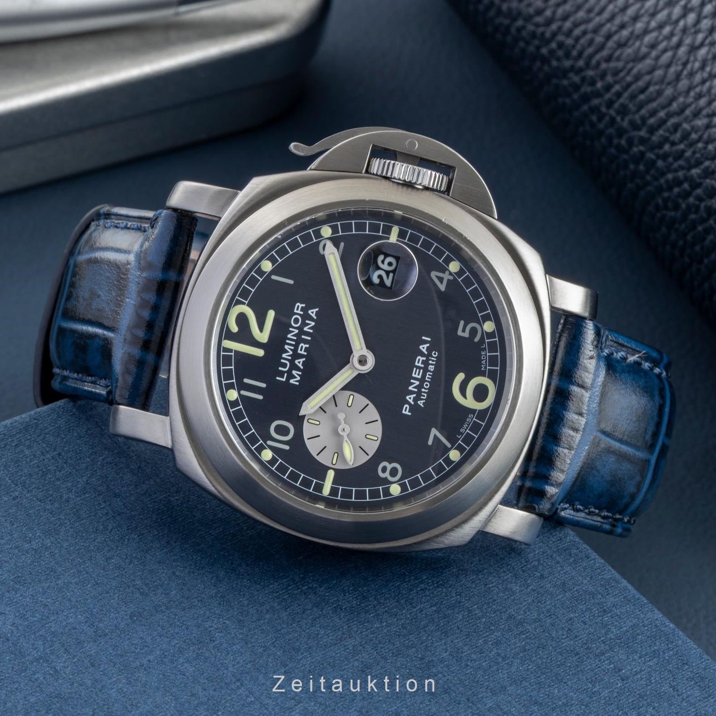 Panerai Luminor Marina Automatic PAM00086 (2001) - Blauw wijzerplaat 44mm Staal (2/8)