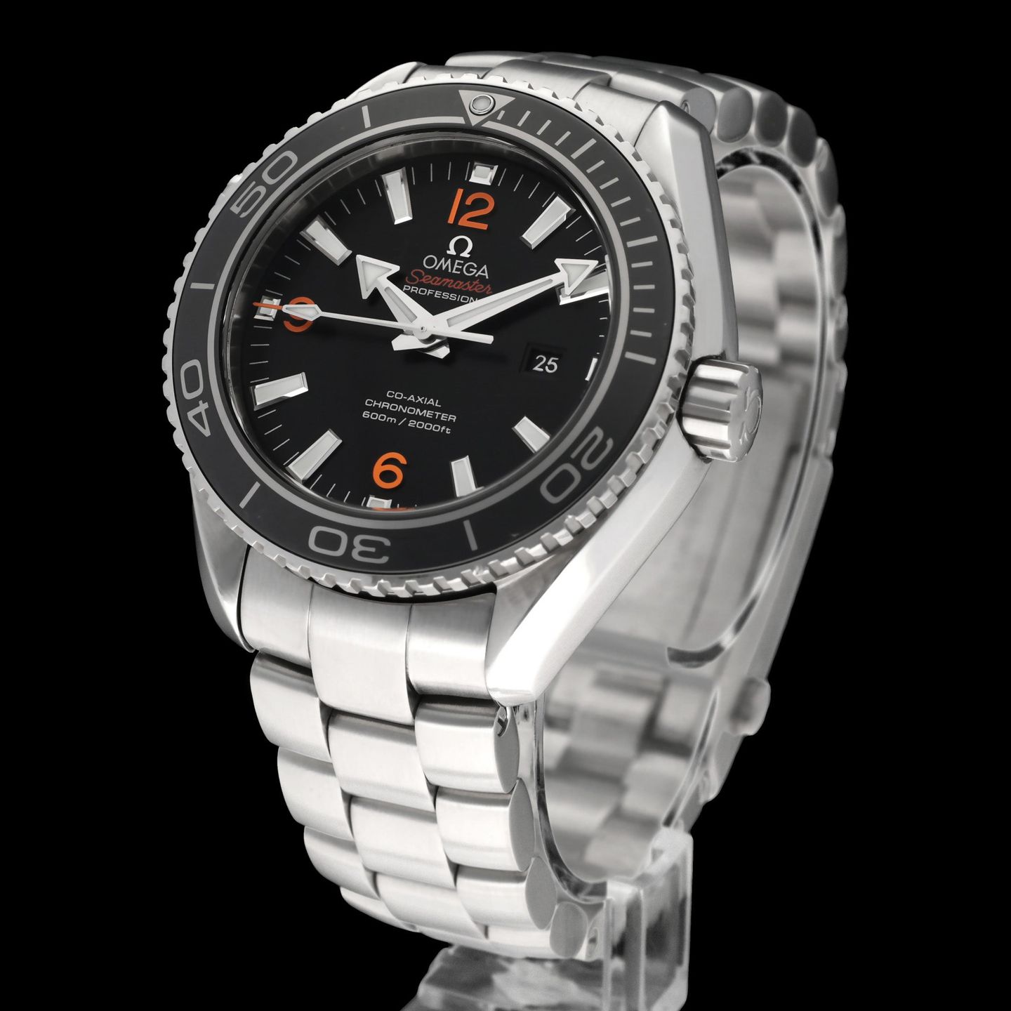 Omega Seamaster Planet Ocean 232.30.38.20.01.002 (2018) - Black dial 38 mm Steel case (2/8)