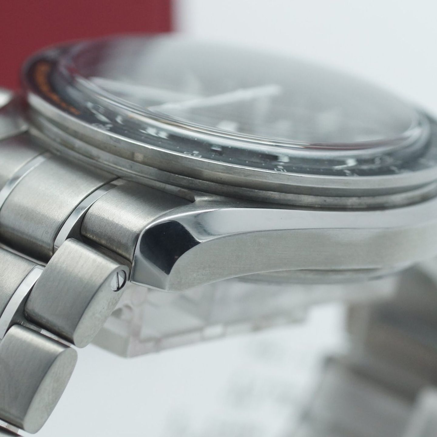 Omega Speedmaster HB-SIA 321.90.44.52.01.001 - (7/8)