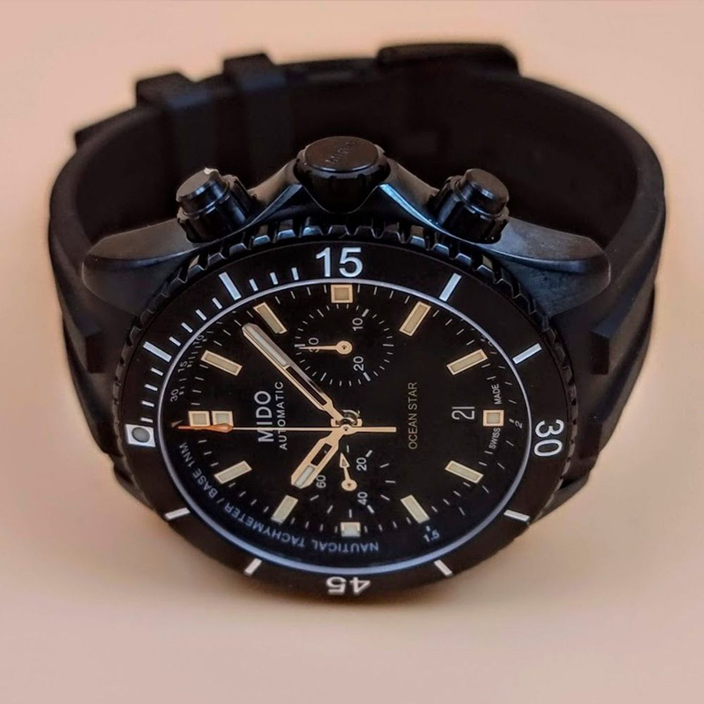 Mido Ocean Star M026.627.37.051.00 (2025) - Black dial 44 mm Steel case (6/8)