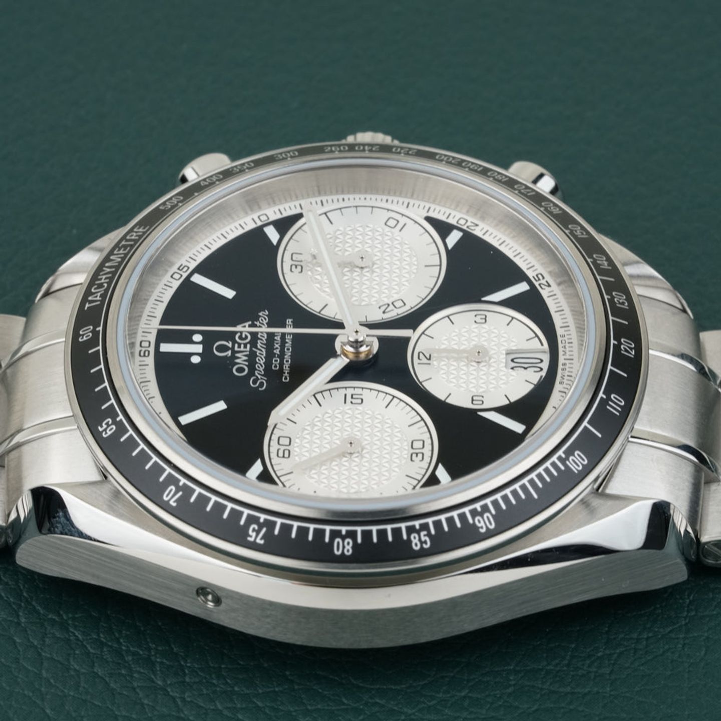 Omega Speedmaster Racing 326.30.40.50.01.002 - (5/8)