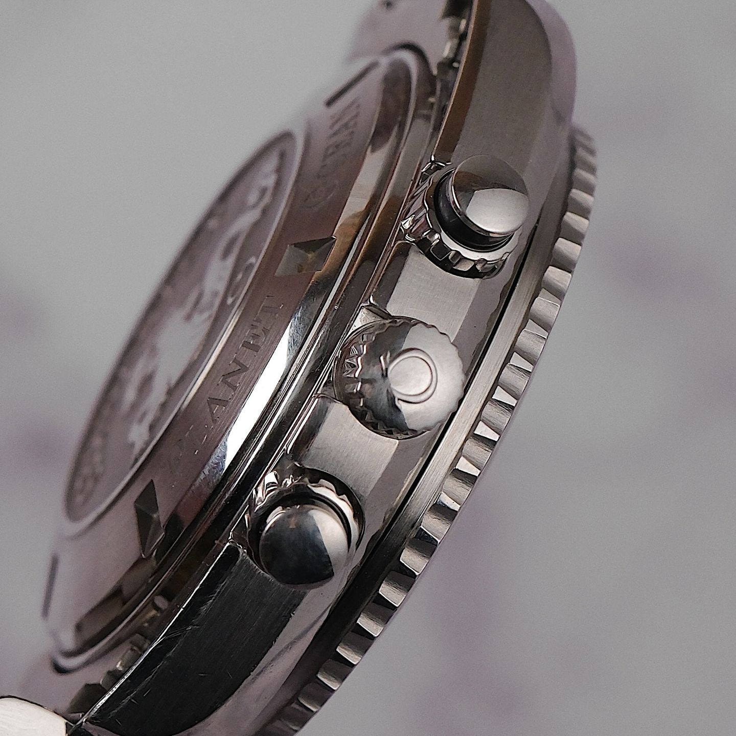 Omega Seamaster Planet Ocean Chronograph 2210.50.00 - (4/5)
