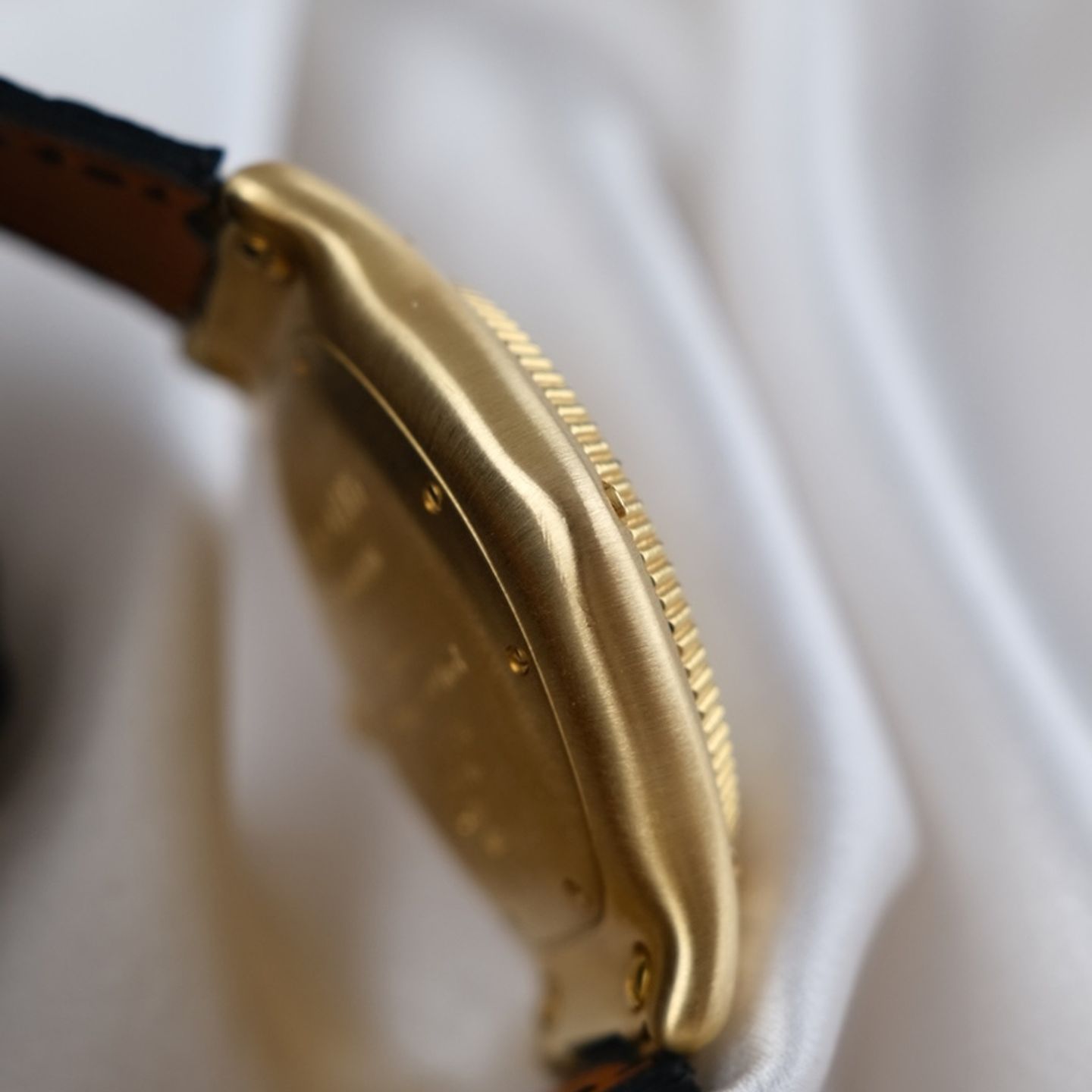 Unknown Unknown 893913 - (5/8)