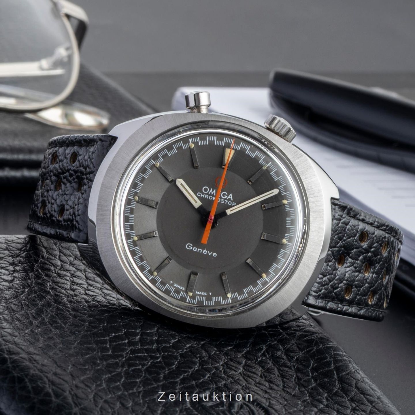 Omega Genève 145.01 (1968) - Grijs wijzerplaat 35mm Staal (2/8)