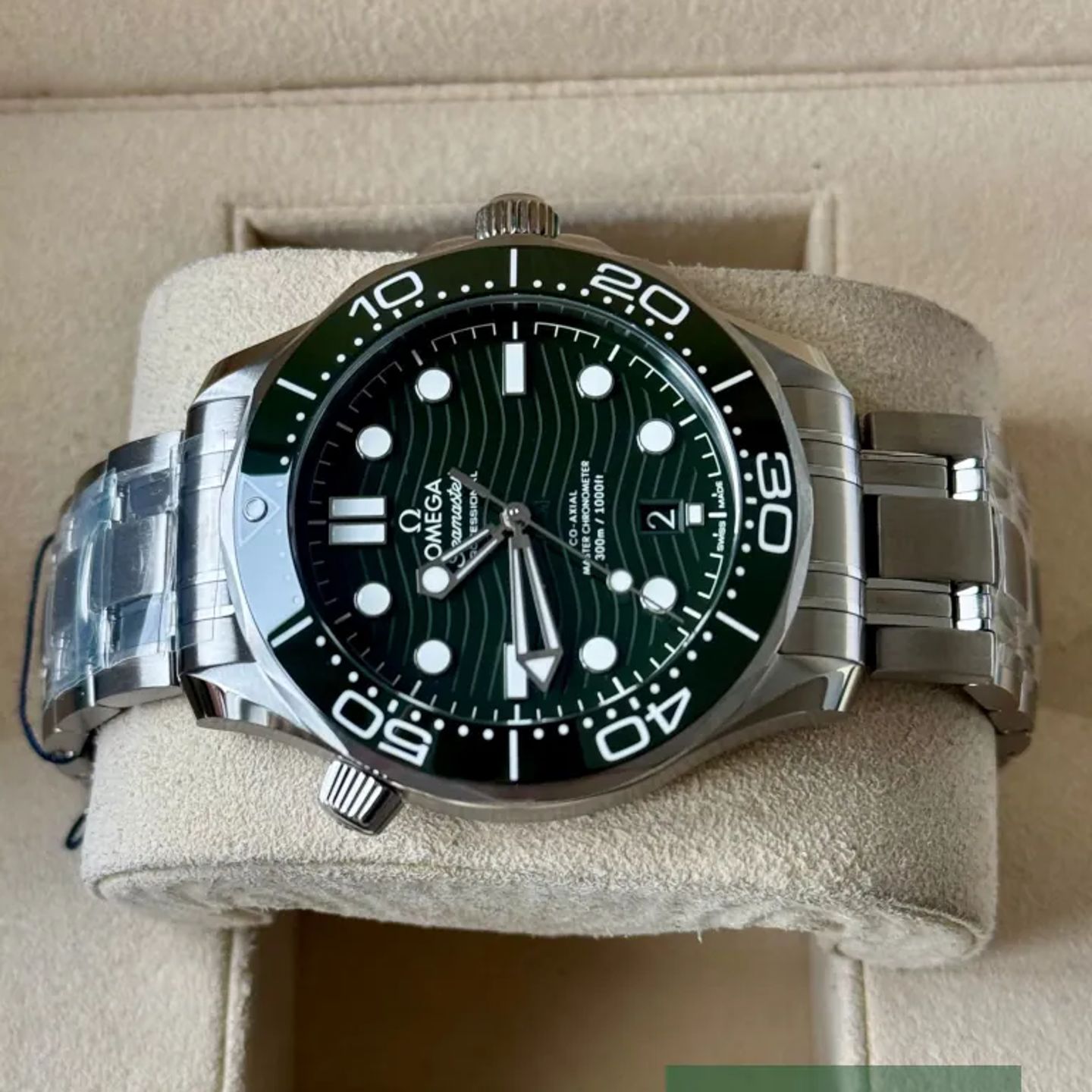 Omega Seamaster Diver 300 M 210.30.42.20.10.001 - (5/7)