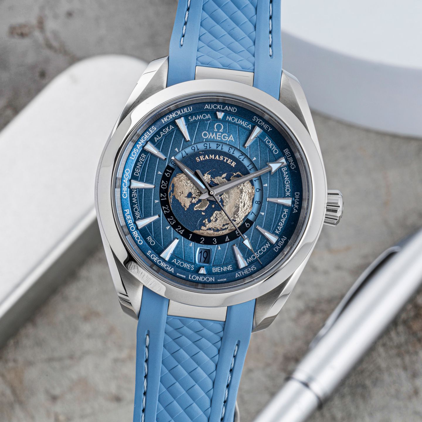 Omega Seamaster Aqua Terra 220.12.43.22.03.002 (Onbekend (willekeurig serienummer)) - Blauw wijzerplaat 43mm Staal (3/8)
