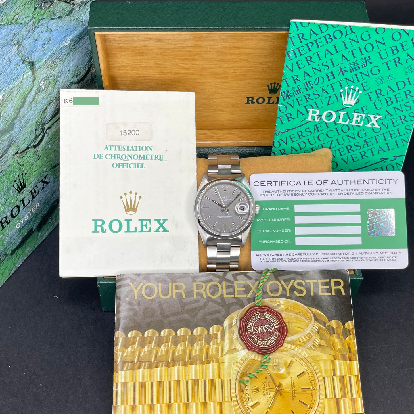 Rolex Oyster Perpetual Date 15200 (2001) - Grijs wijzerplaat 34mm Staal (2/8)