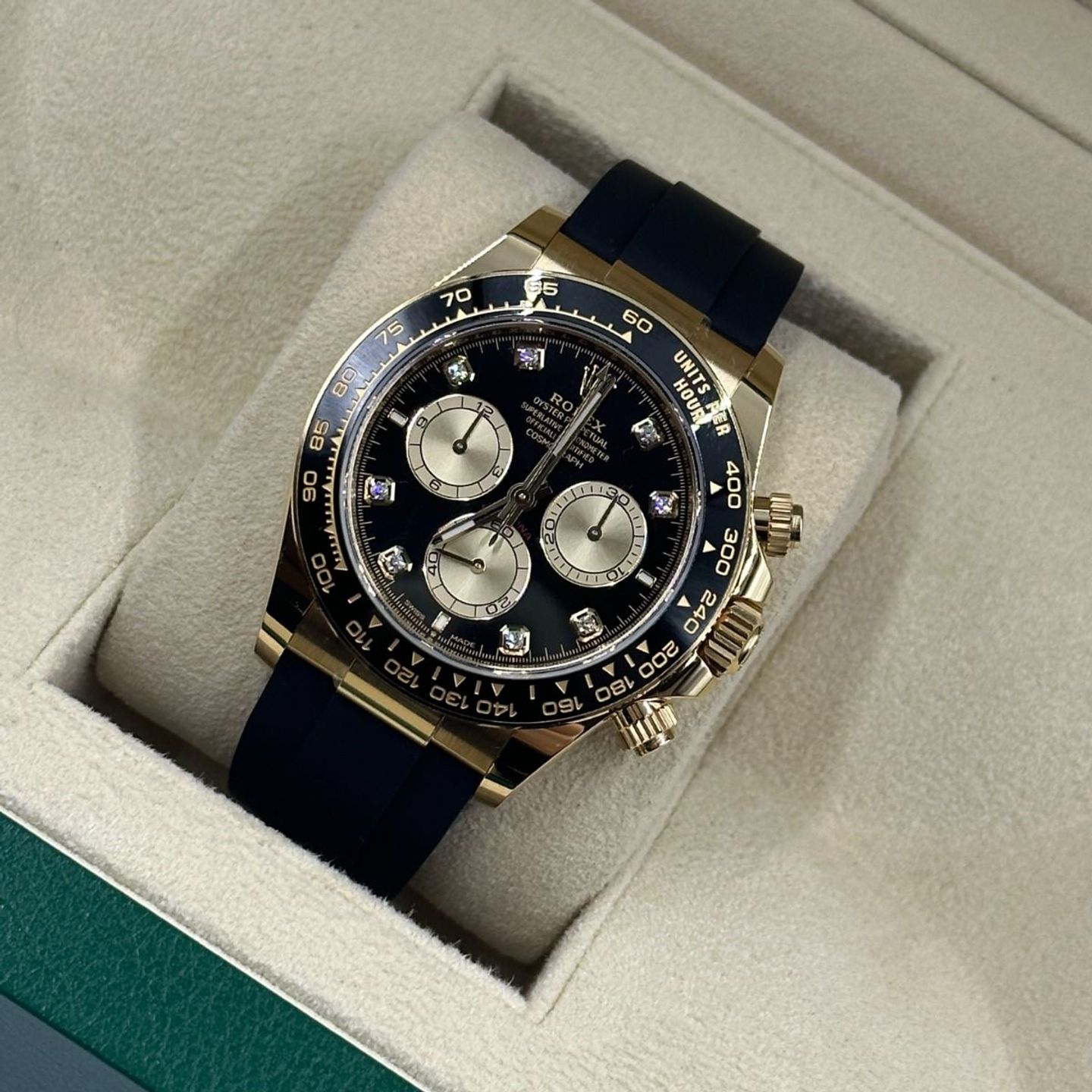 Rolex Daytona 126518LN (2024) - Black dial 40 mm Yellow Gold case (8/8)