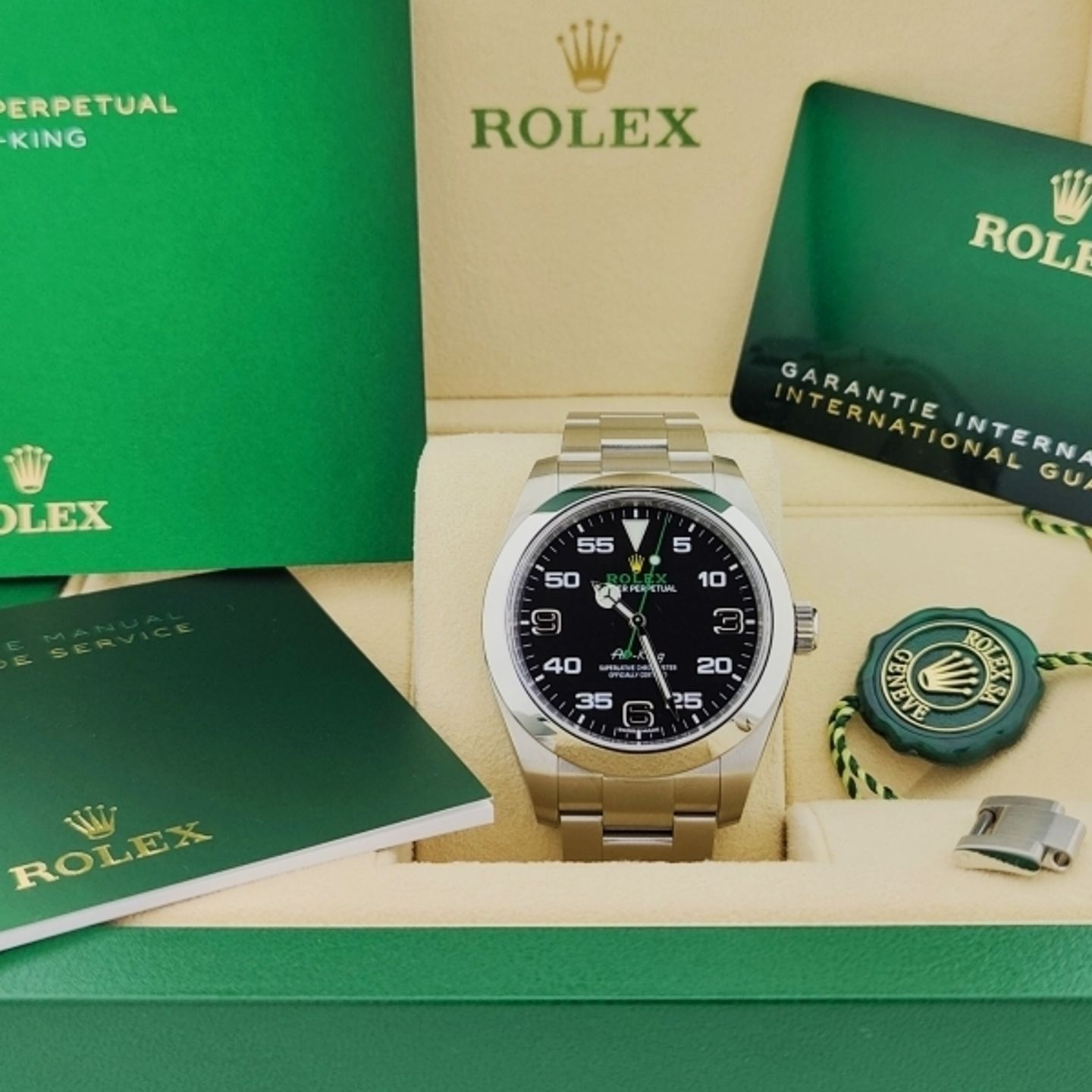 Rolex Air-King 116900 (2021) - Black dial 40 mm Steel case (3/3)