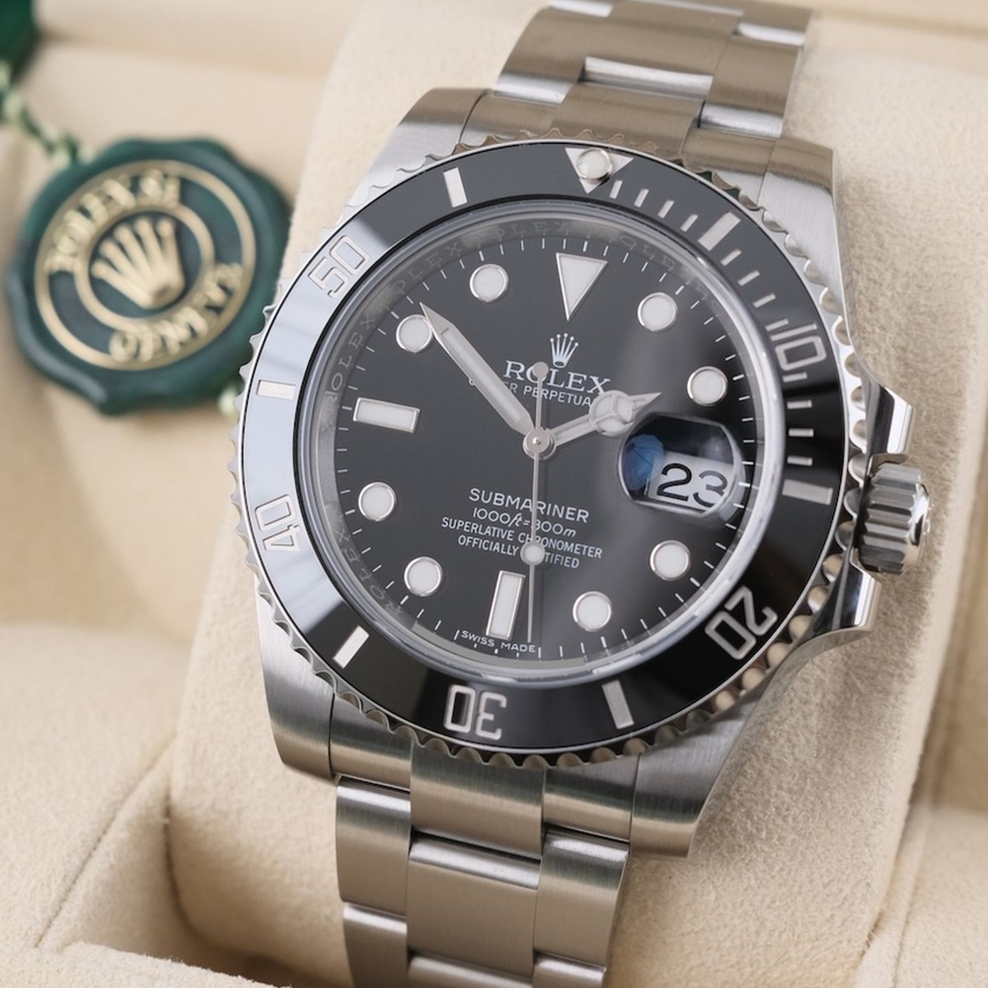 Rolex Submariner Date 116610LN (2018) - Zwart wijzerplaat 40mm Staal (3/8)